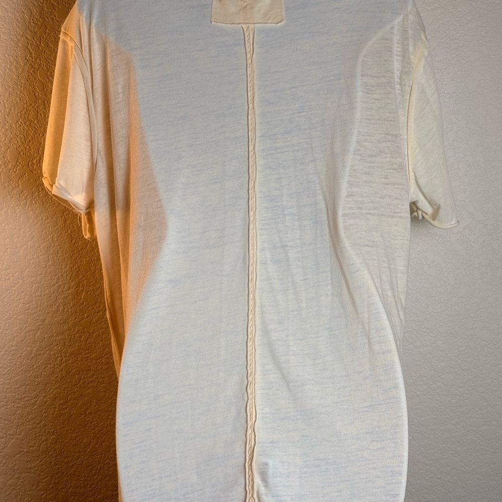 WE THE FREE Light Cream Raw Hemmed Tee FLAW - Picture 2 of 12